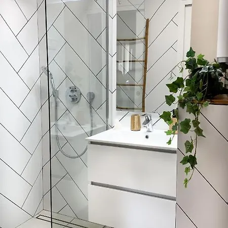 Terracotta By Coeur De Loup Apartment